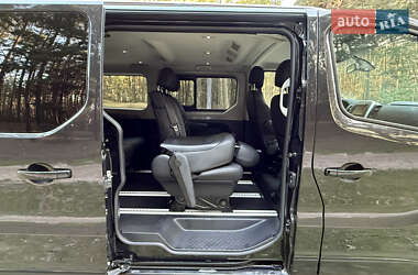 Минивэн Renault Trafic 2021 в 