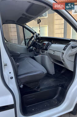 Минивэн Renault Trafic 2007 в 