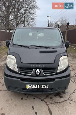 Грузовой фургон Renault Trafic 2010 в 