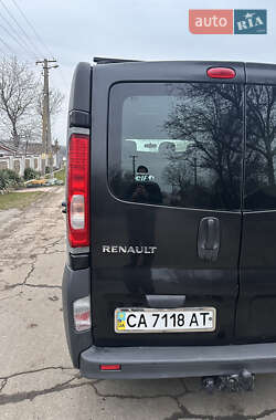 Грузовой фургон Renault Trafic 2010 в 
