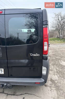 Грузовой фургон Renault Trafic 2010 в 