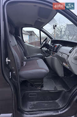 Грузовой фургон Renault Trafic 2010 в 