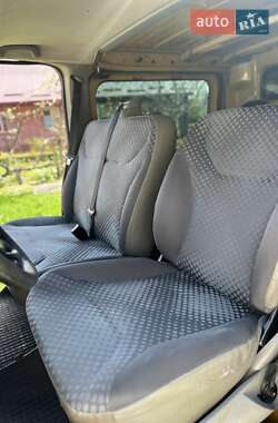 Мінівен Renault Trafic 2006 в 
