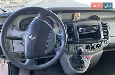 Мінівен Renault Trafic 2003 в 