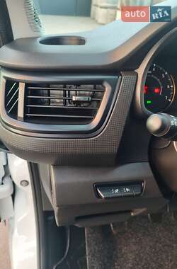 Вантажний фургон Renault Trafic 2022 в 