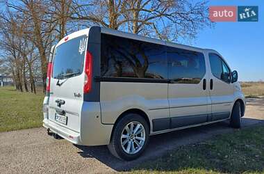 Мінівен Renault Trafic 2013 в 