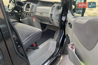 Мінівен Renault Trafic 2014 в 