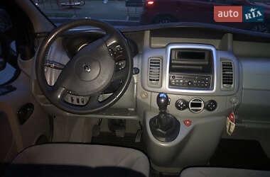 Мінівен Renault Trafic 2014 в 