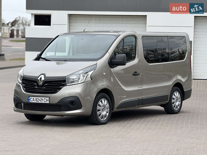 Renault Trafic 2015