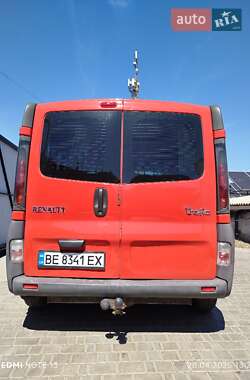Мінівен Renault Trafic 2004 в 