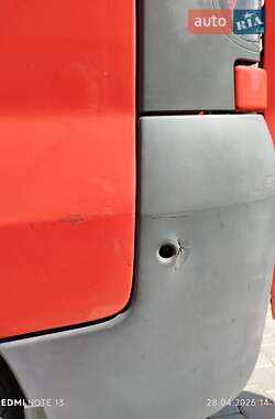 Мінівен Renault Trafic 2004 в 