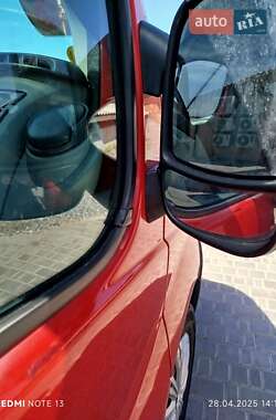 Мінівен Renault Trafic 2004 в 