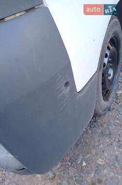 Грузопассажирский фургон Renault Trafic 2005 в 