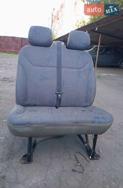 Грузопассажирский фургон Renault Trafic 2005 в 