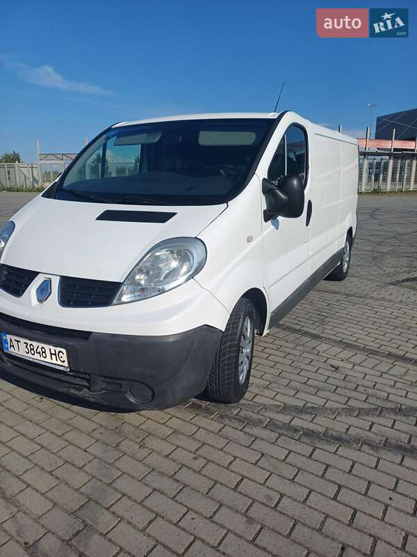 Вантажний фургон Renault Trafic 2013 в 