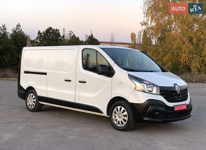 Вантажний фургон Renault Trafic 2019 в 