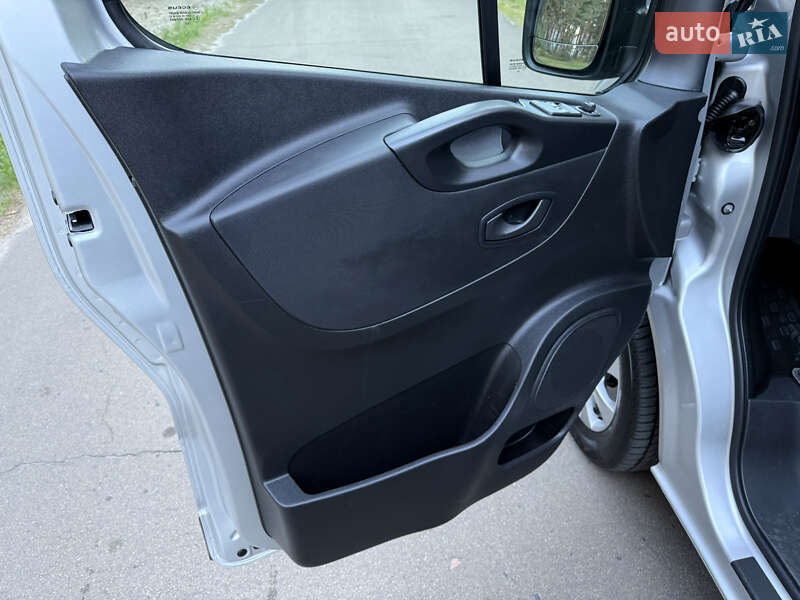 Другие грузовики Renault Trafic 2021 в Киеве