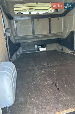 Вантажний фургон Renault Trafic 2010 в 