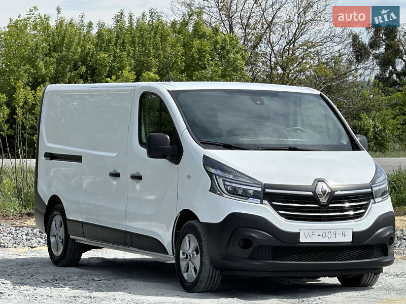 Вантажний фургон Renault Trafic 2022 в 
