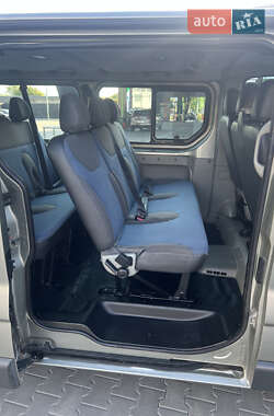 Мінівен Renault Trafic 2012 в 