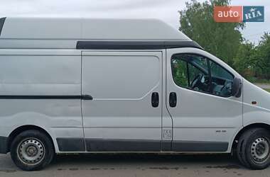 Грузовой фургон Renault Trafic 2006 в 