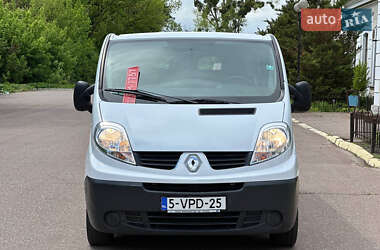 Мінівен Renault Trafic 2011 в 