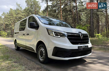 Вантажний фургон Renault Trafic 2023 в 