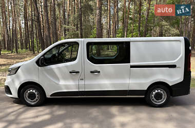 Вантажний фургон Renault Trafic 2023 в 