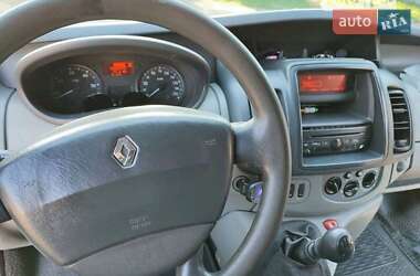 Грузовой фургон Renault Trafic 2012 в 