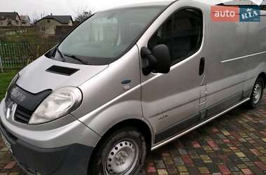 Грузовой фургон Renault Trafic 2012 в 