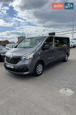 Мінівен Renault Trafic 2016 в 