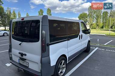 Минивэн Renault Trafic 2004 в 