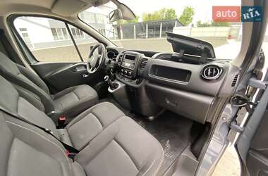Вантажний фургон Renault Trafic 2022 в 