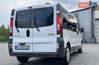 Минивэн Renault Trafic 2013 в 