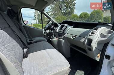 Минивэн Renault Trafic 2013 в 