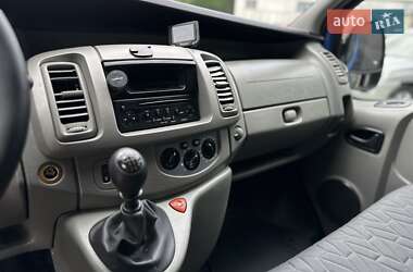 Минивэн Renault Trafic 2010 в 