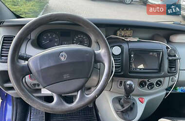 Минивэн Renault Trafic 2005 в 