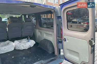 Минивэн Renault Trafic 2005 в 