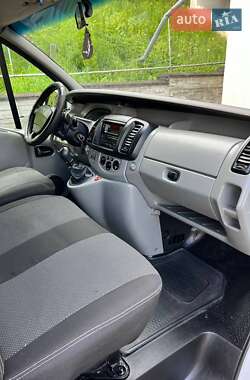 Мінівен Renault Trafic 2006 в 
