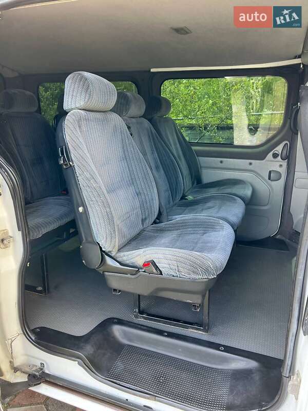 Мінівен Renault Trafic 2006 в Коломиї