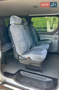 Мінівен Renault Trafic 2006 в 