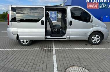 Минивэн Renault Trafic 2013 в 