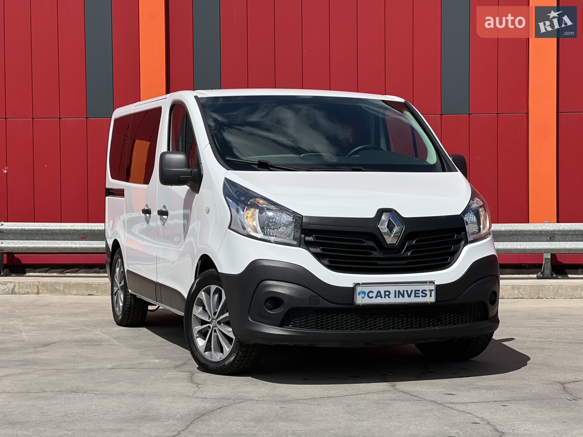 2019 Renault Trafic - мініатюра 2