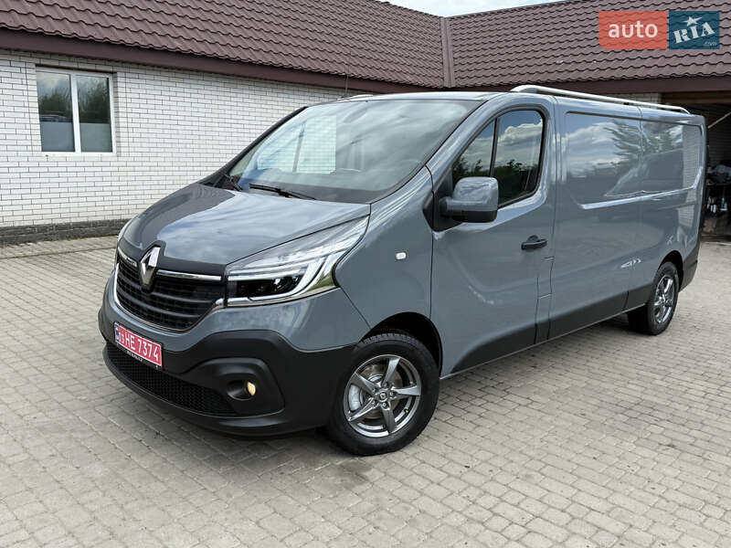 Грузовой фургон Renault Trafic 2020 в 