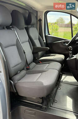 Грузовой фургон Renault Trafic 2020 в 
