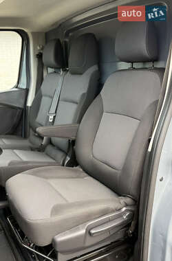 Грузовой фургон Renault Trafic 2020 в 