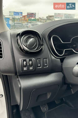 Грузовой фургон Renault Trafic 2021 в 
