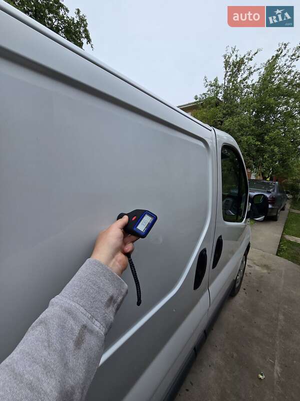 Грузовой фургон Renault Trafic 2012 в Косове