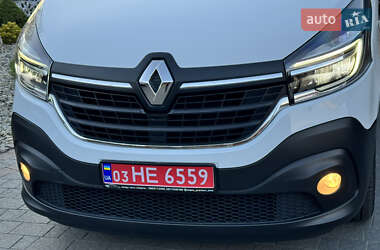 Грузовой фургон Renault Trafic 2020 в 