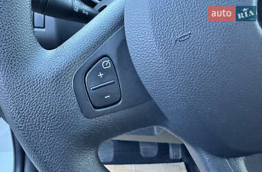 Грузовой фургон Renault Trafic 2020 в 